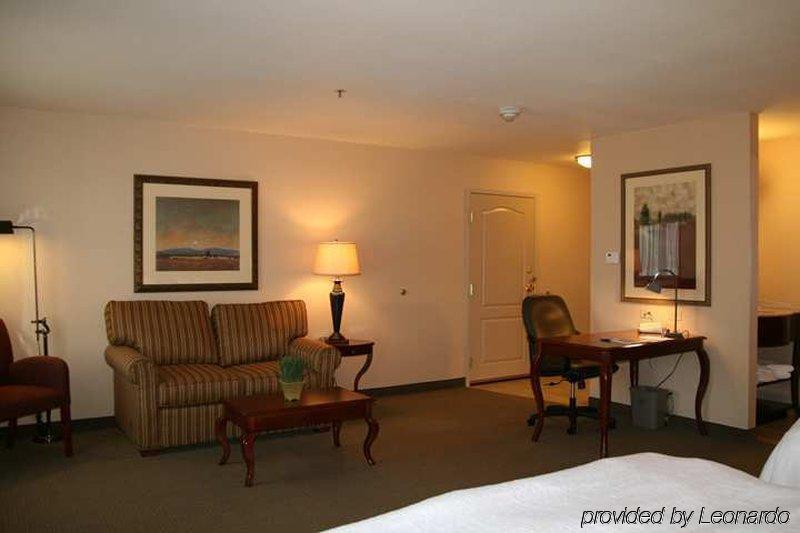 Hampton Inn & Suites Mountain Home Room photo